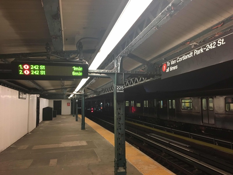 1 train Marble Hill station