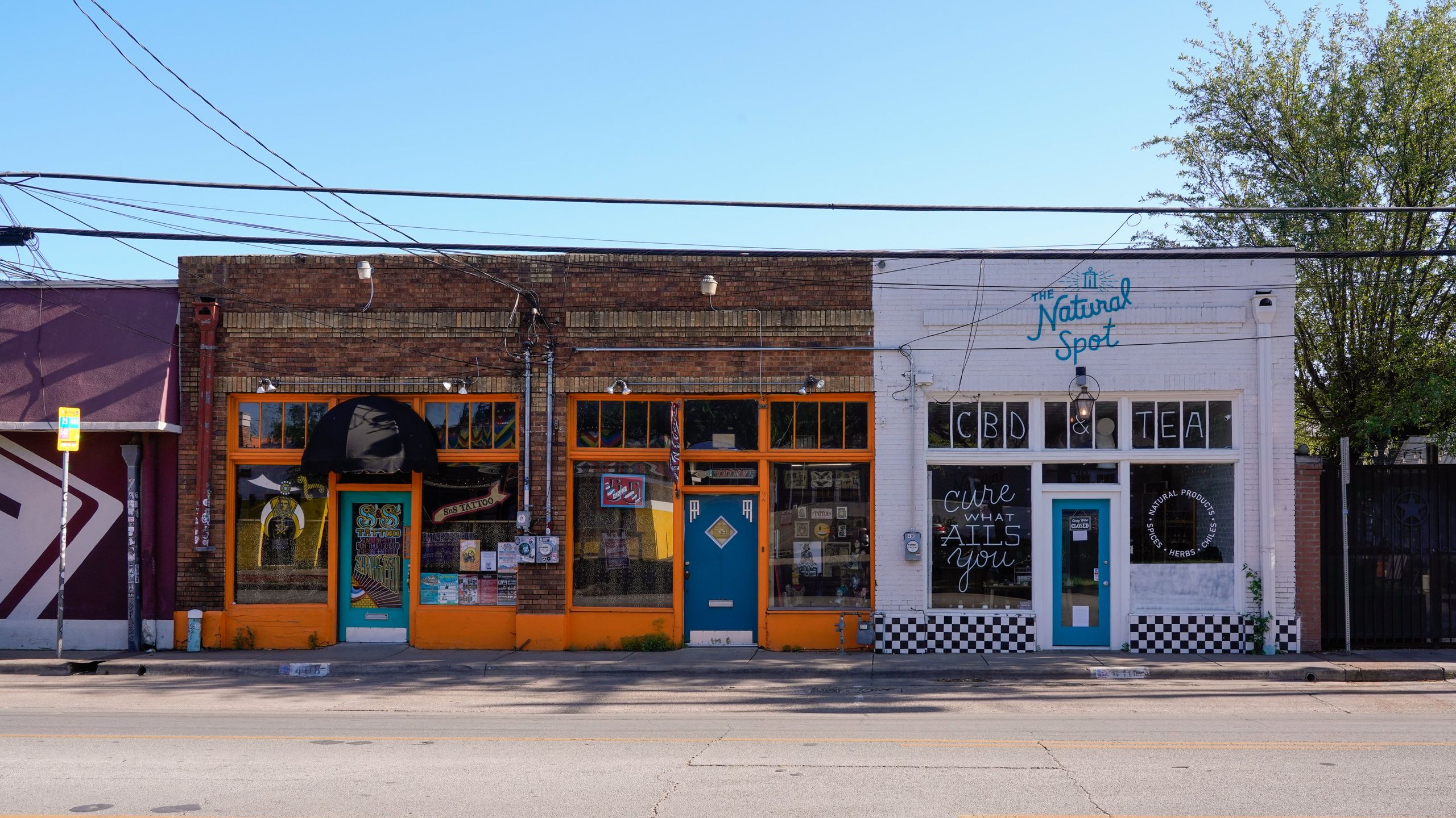Bishop Arts restaurant storefront