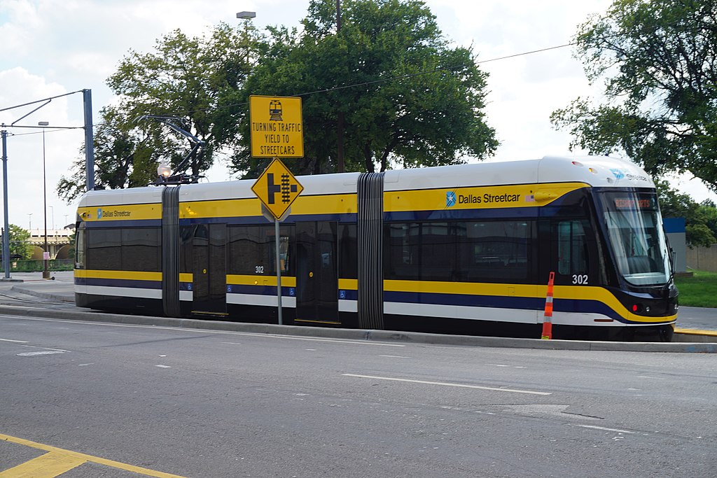 DART streetcar Bishop Arts