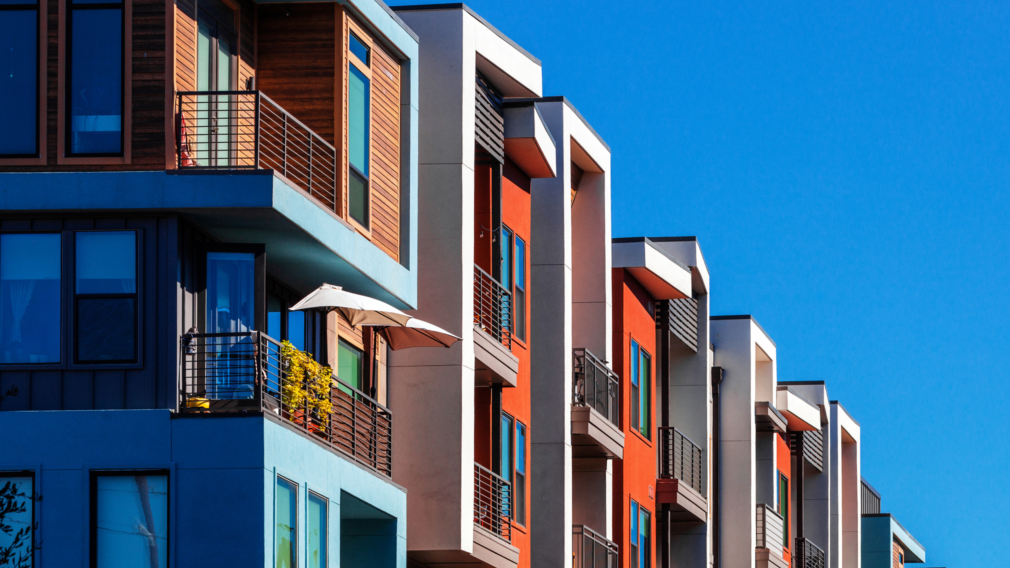 FHA condo financing eligibility