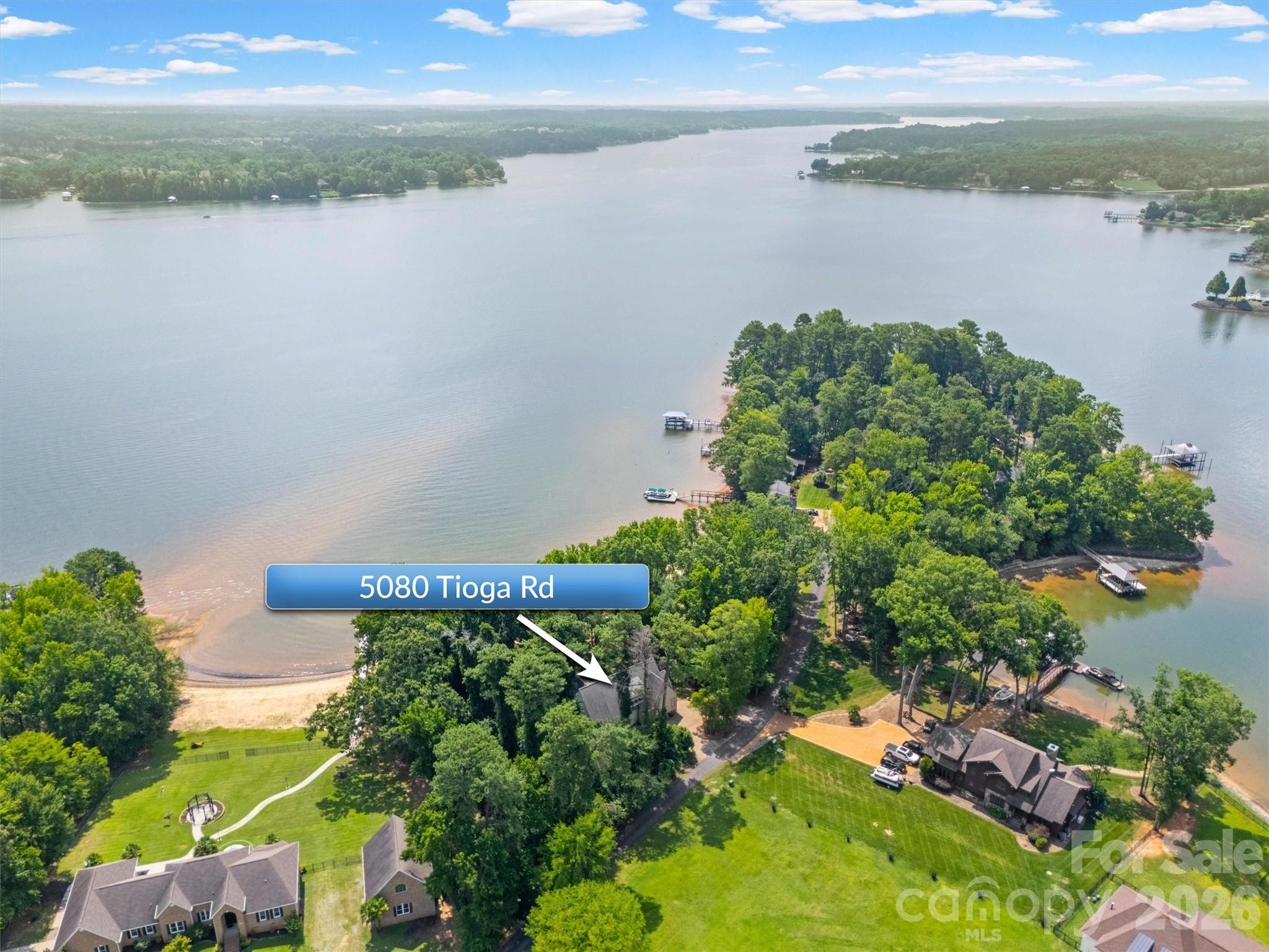 Lake Wylie HOA waterfront community