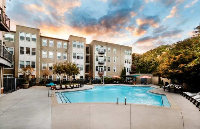 Mariposa Lofts building exterior