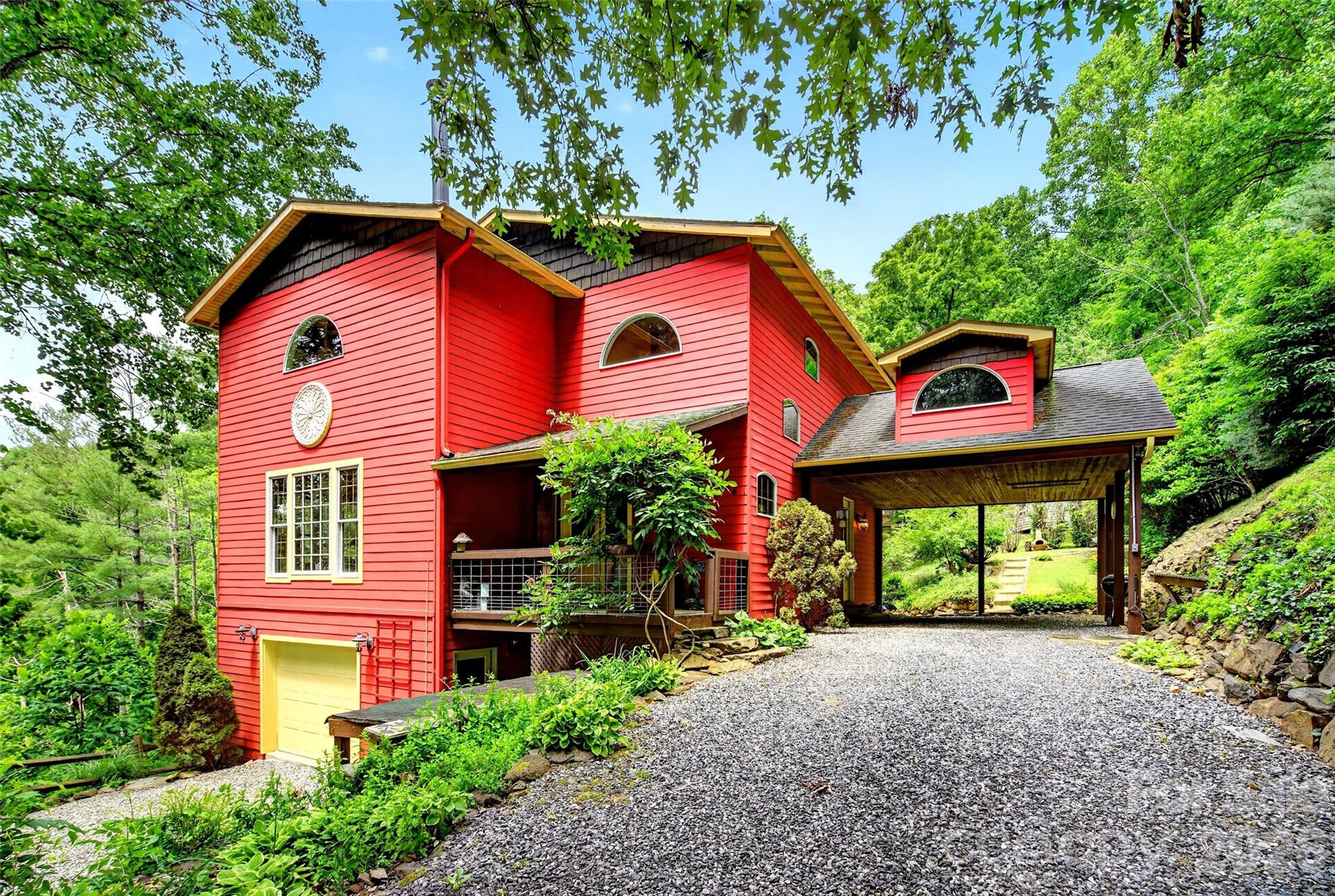 Mars Hill mountain homes