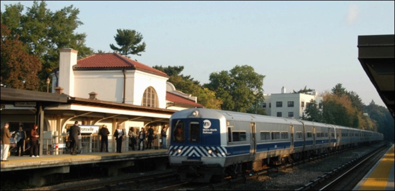 Metro-North Harlem line train