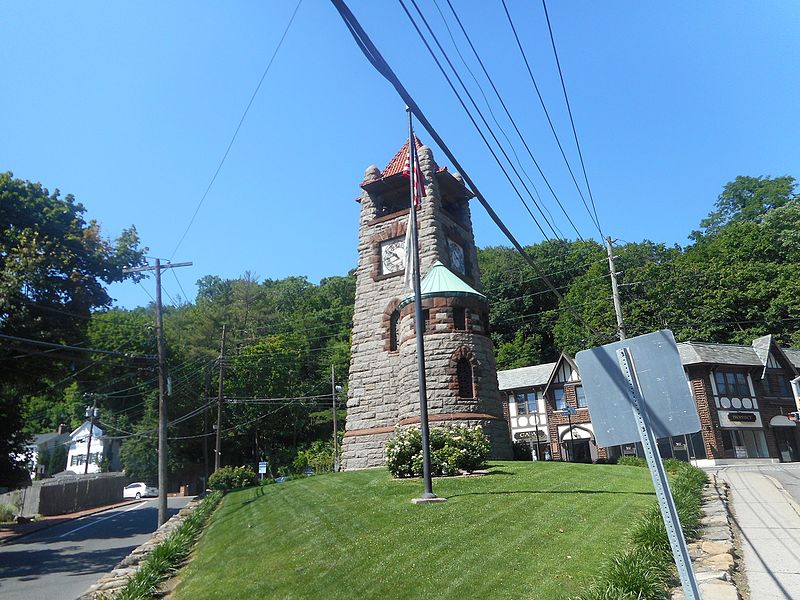 Roslyn downtown clock tower