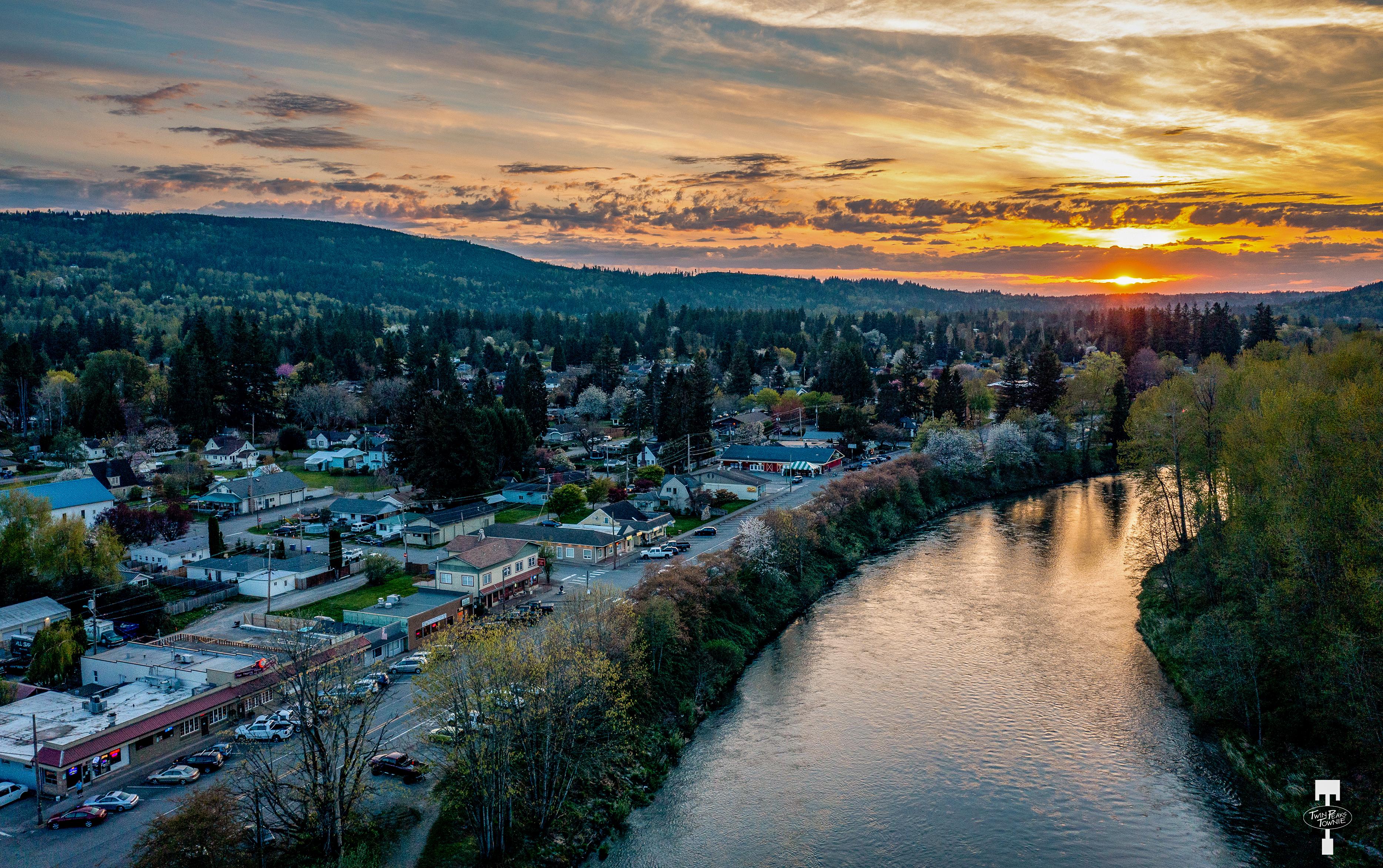 Snoqualmie Valley towns comparison