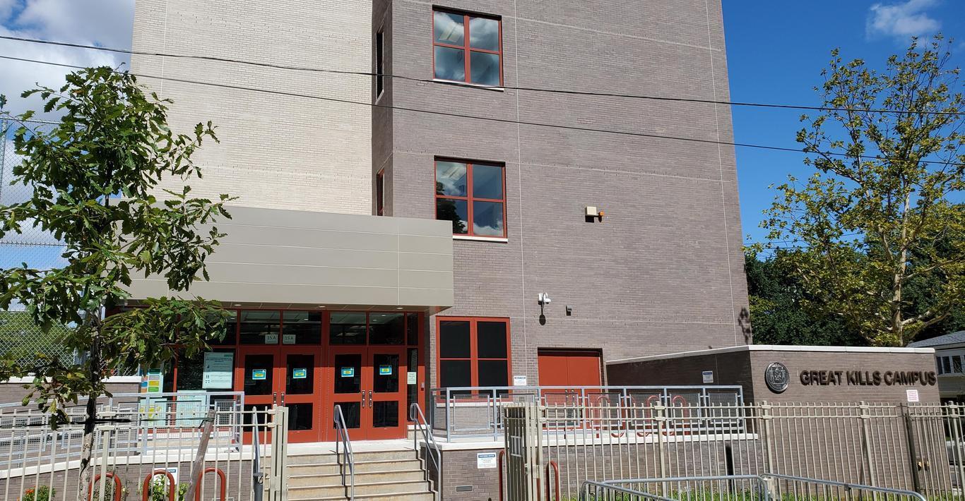 Staten Island school building