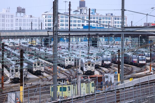 Sunnyside Yard rail deck