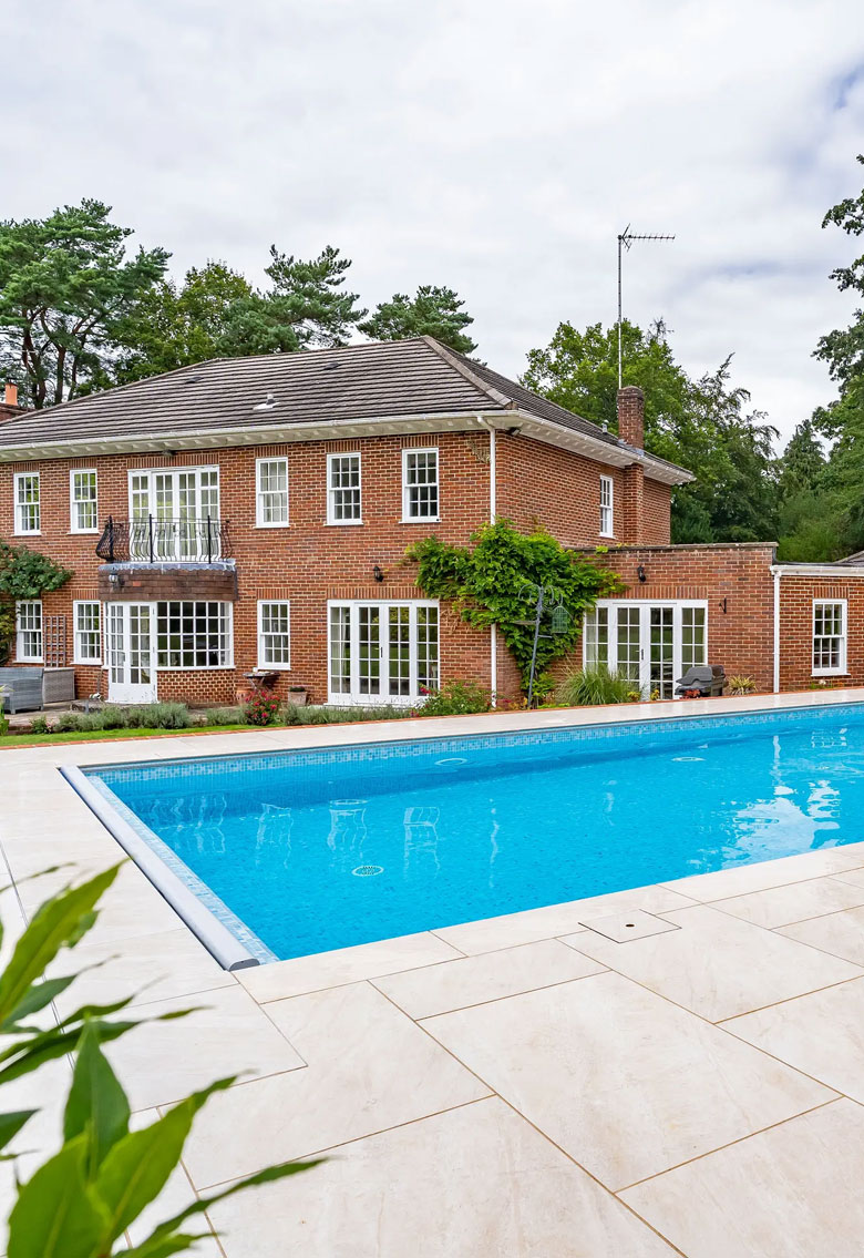 above ground vs inground pool