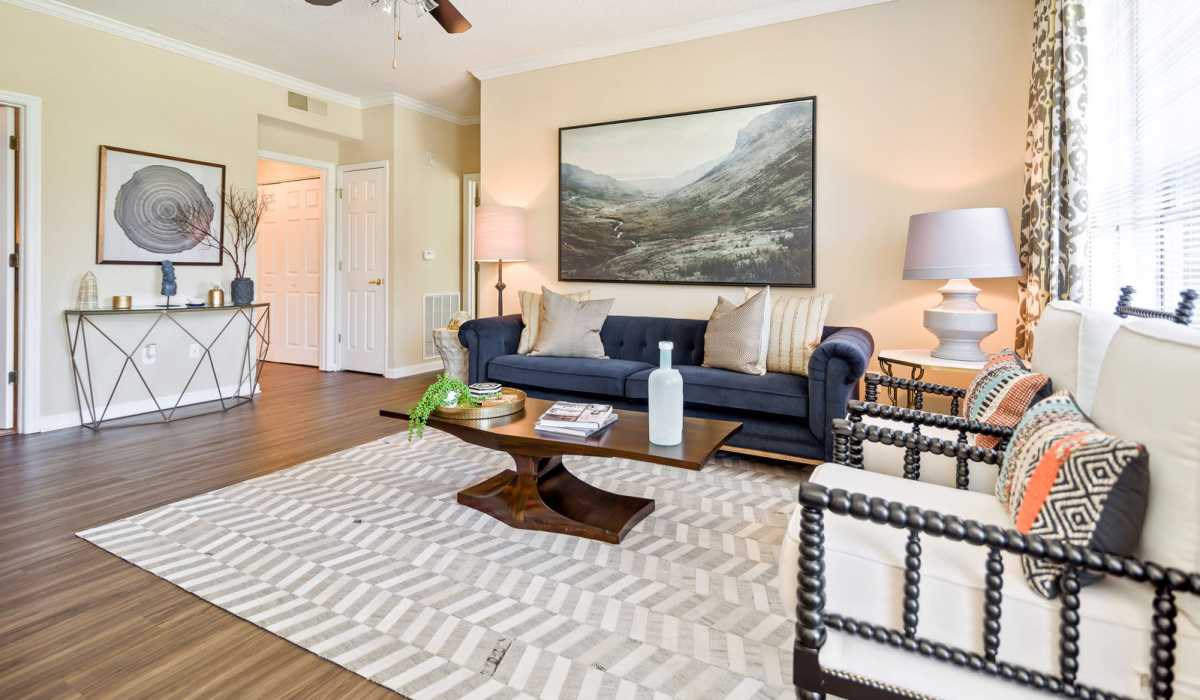 apartment leasing office tour
