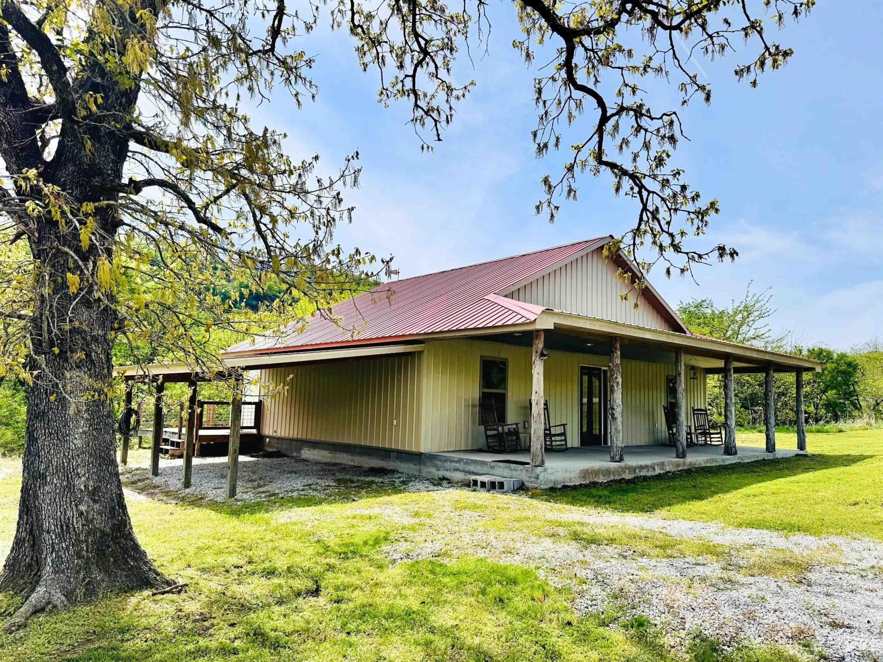 cabin rental exterior