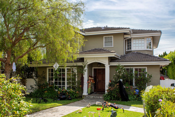 cheviot hills studio proximity