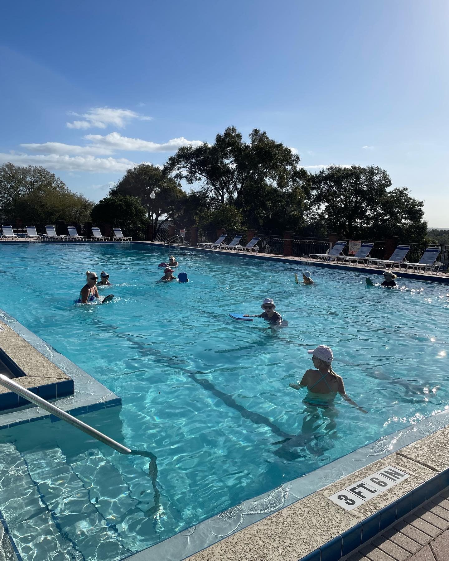 clubhouse pool tennis