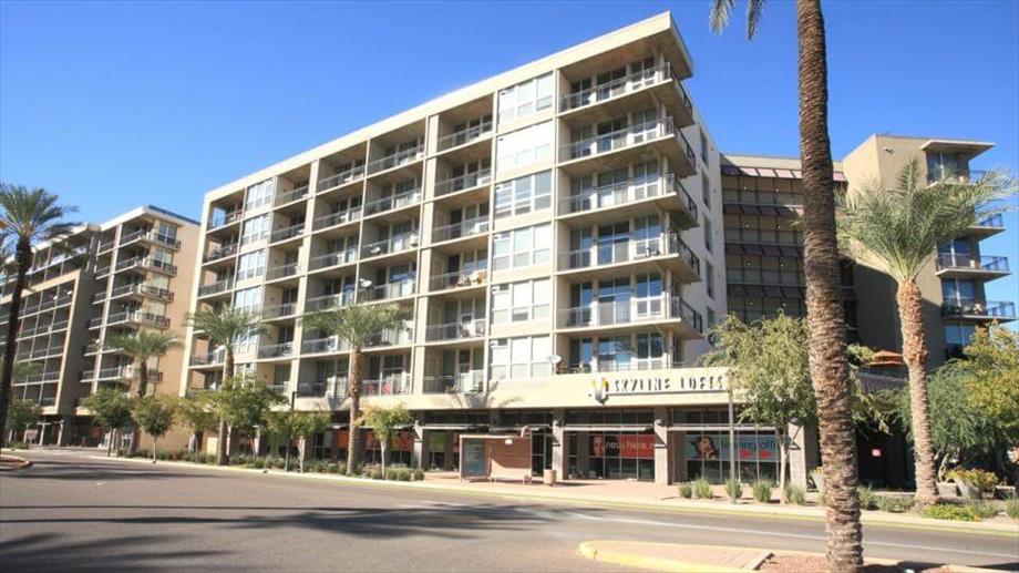 downtown phoenix apartment