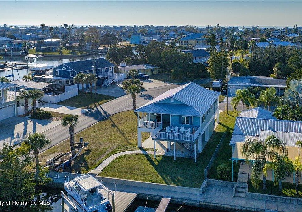 flood zone elevation stilt home