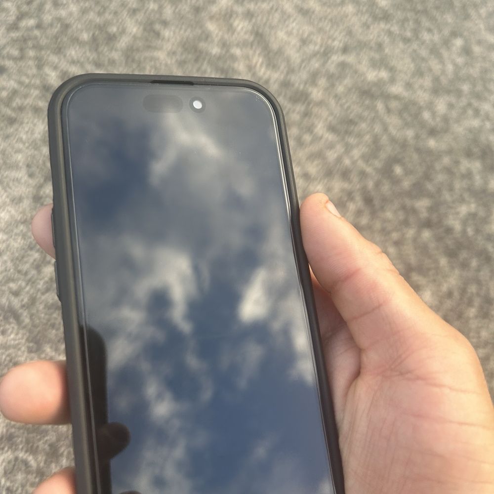locked phone screen