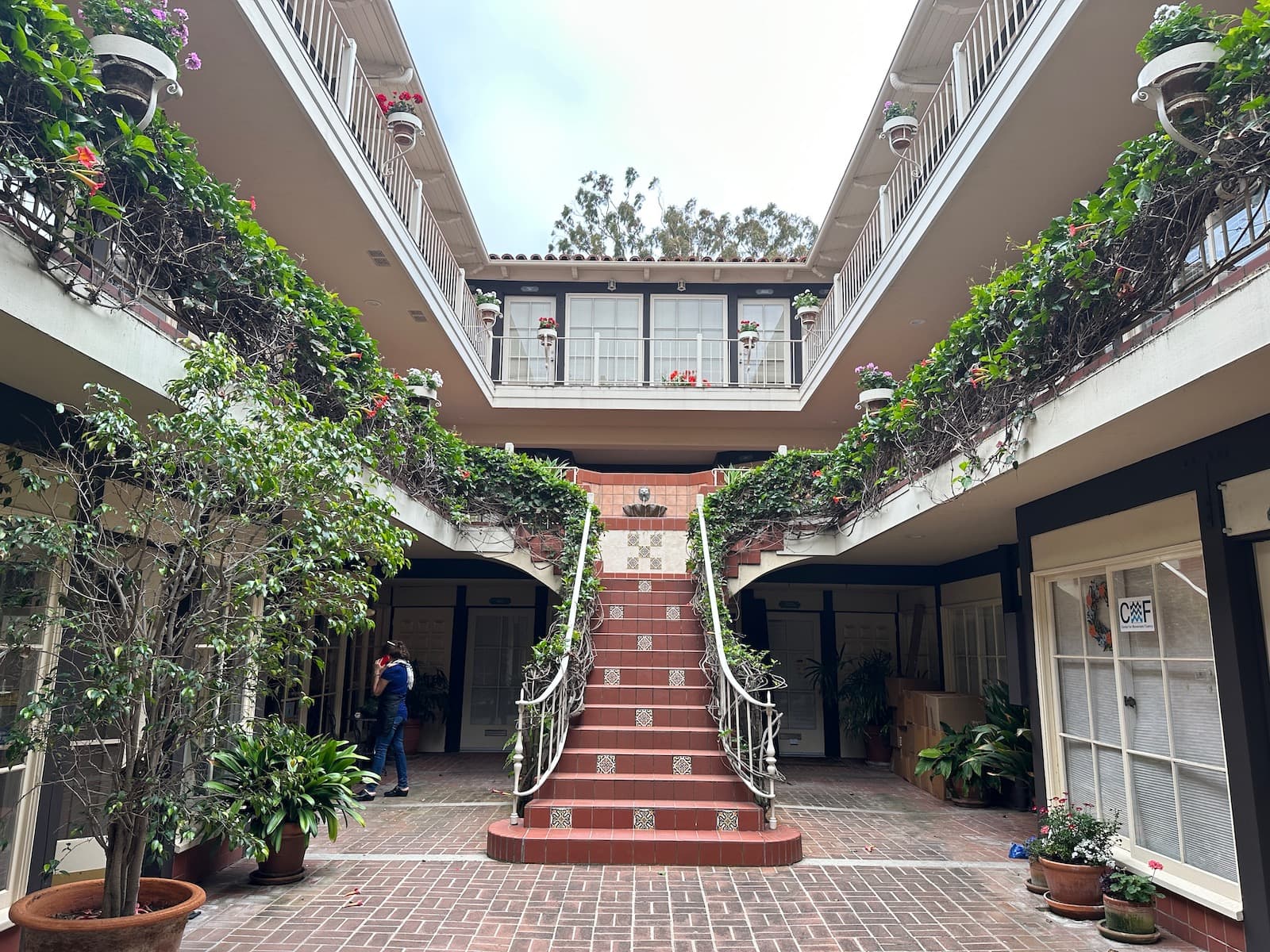 malaga cove plaza