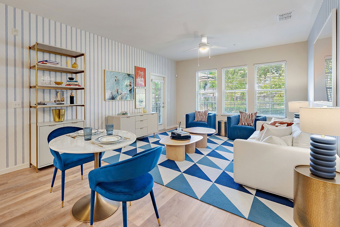 nearby apartment price comparison