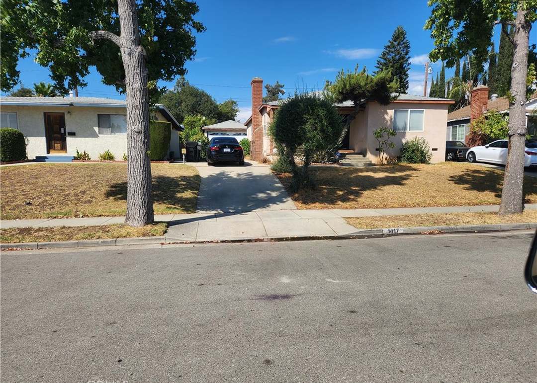 neighborhood street