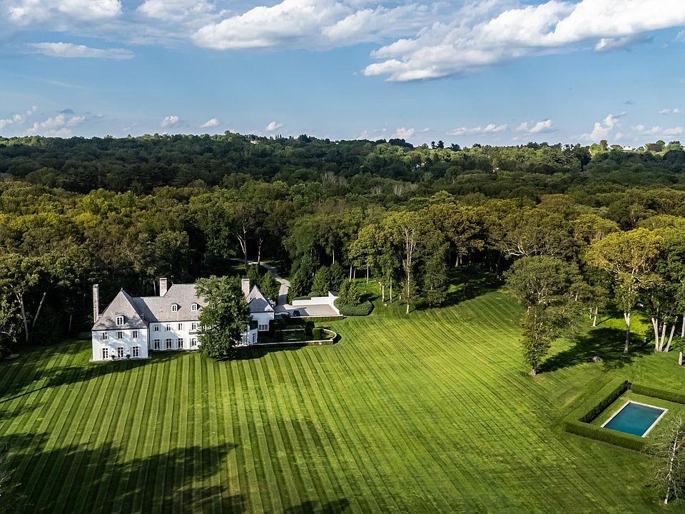 new canaan investment property
