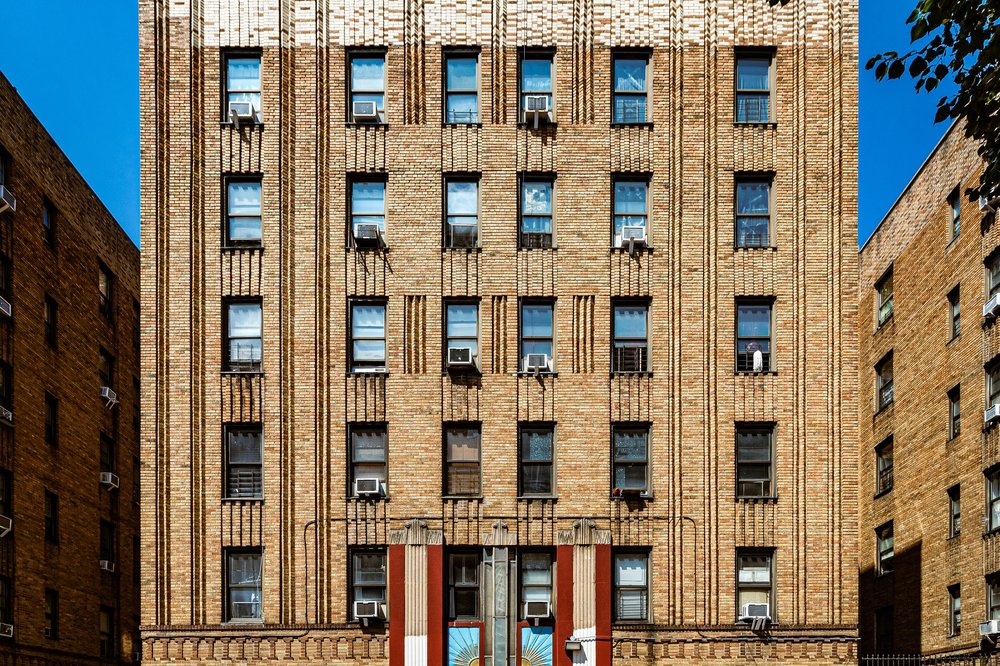 pelham parkway co-op building