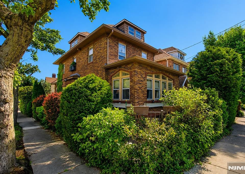 real estate contract changes
