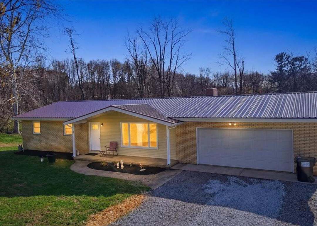 rural vs town homes