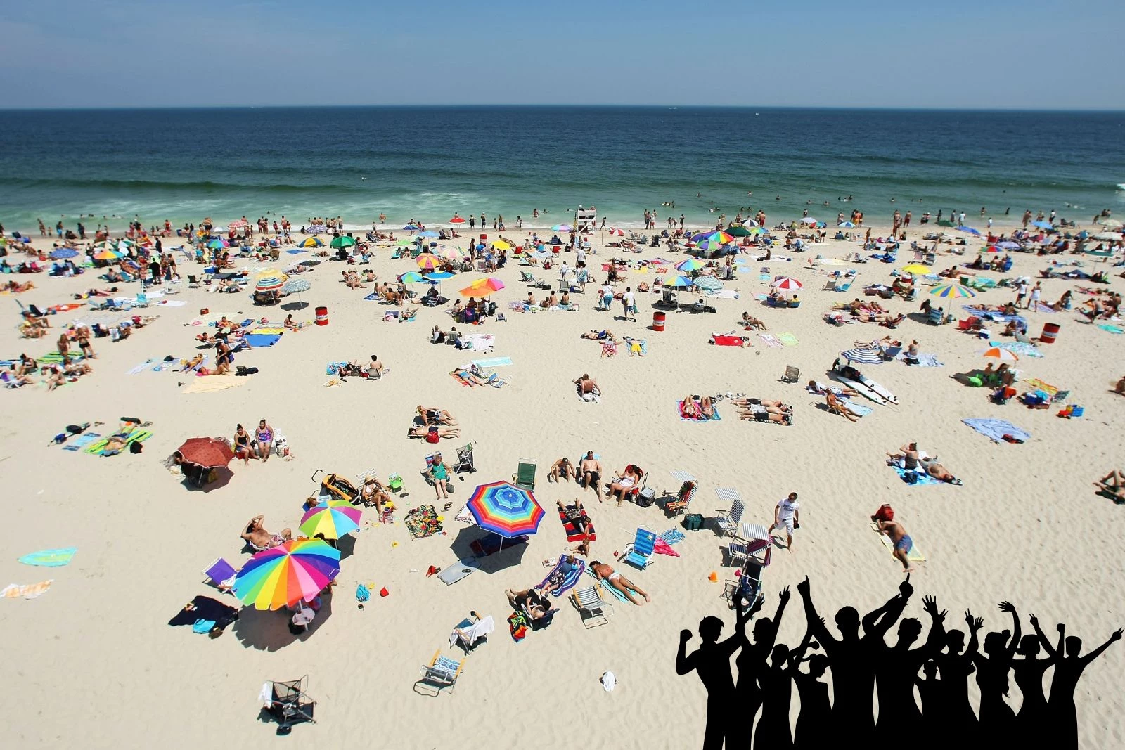 seasonal beach crowd