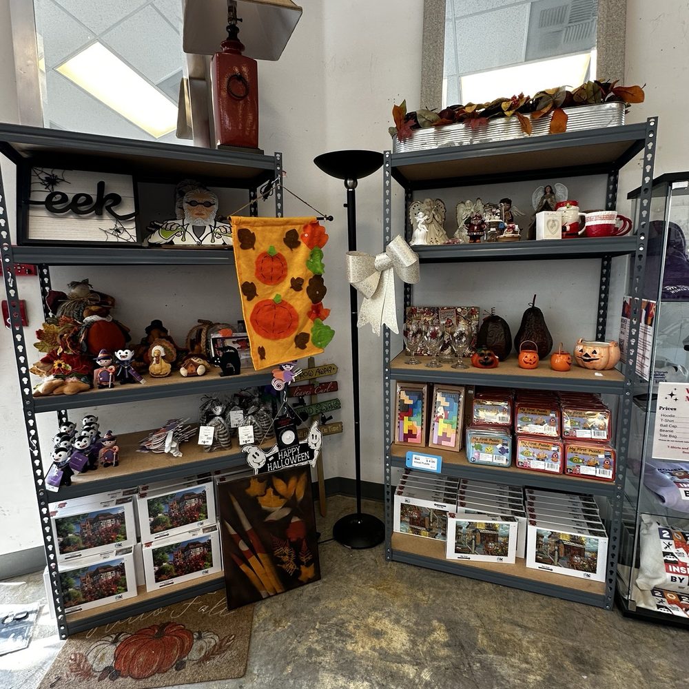 secondhand resale handbags