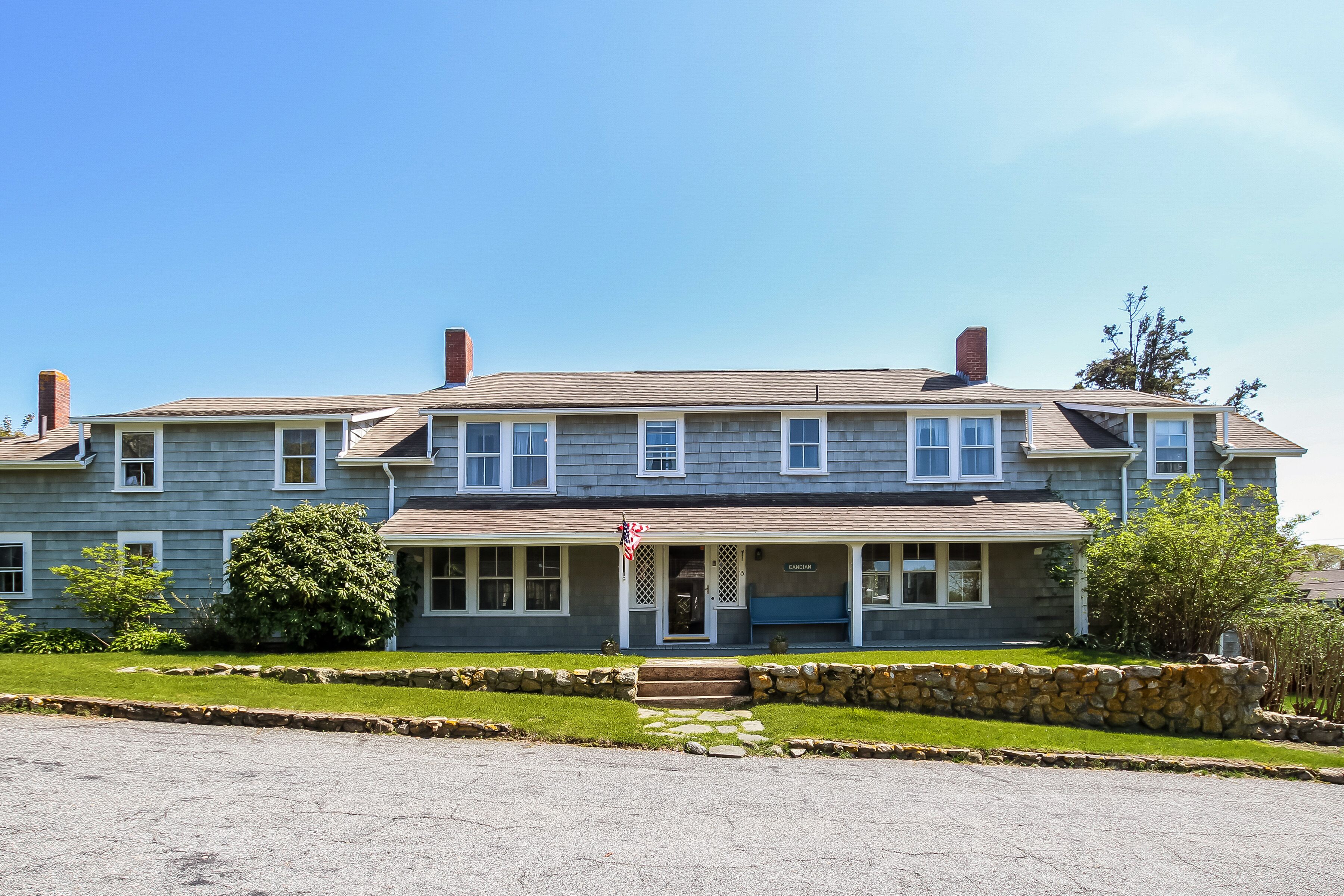 village street hyannis port