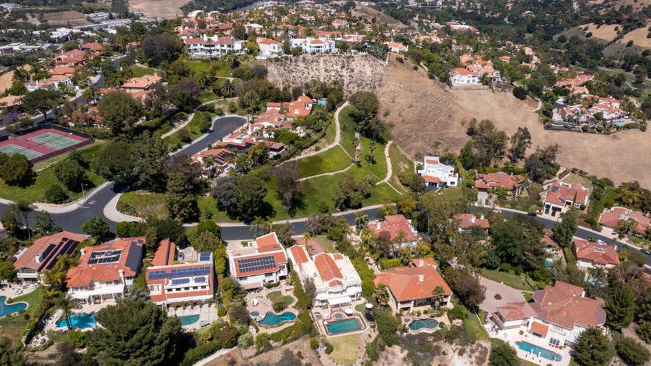 wealthiest suburbs ranking